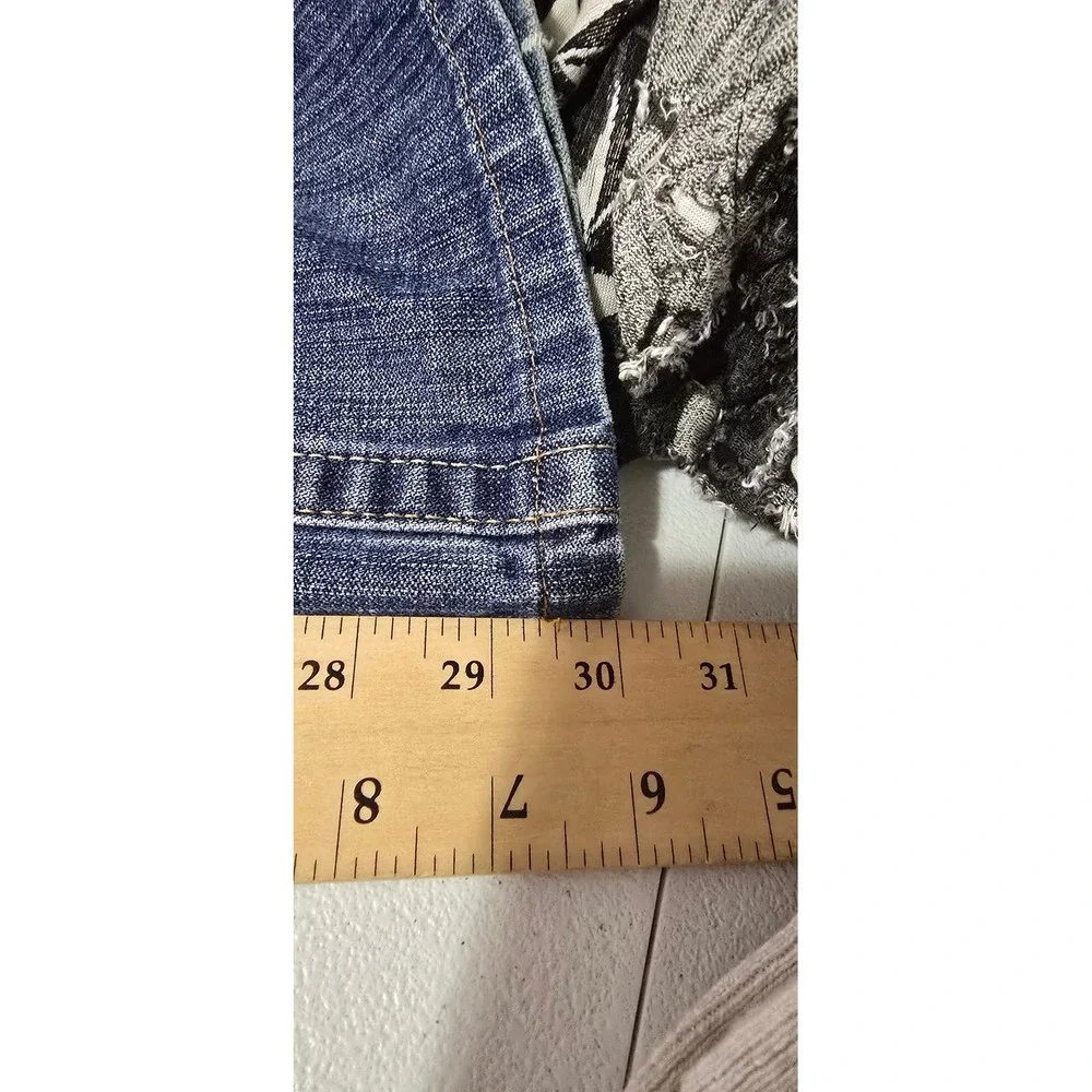 True Religion Mens Straight Leg Jeans Blue Medium Wash Made in USA Size 36